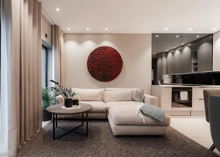 Luxury Penthouse Apt With Amazing Views